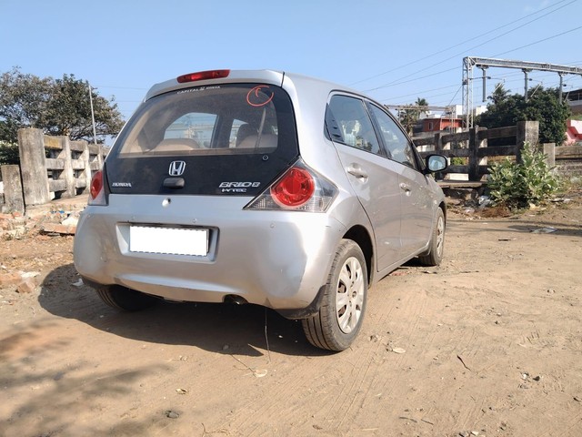Second-hand 2013 Honda Brio S MT for sale in Chennai-11