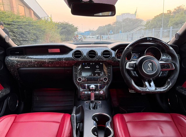 Second-hand 2019 Ford Mustang V8 for sale in New Delhi-19