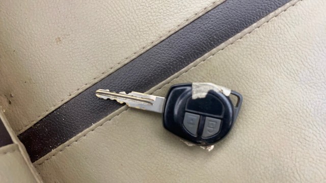 Second-hand 2012 Maruti Suzuki Zen Estilo VXI BSIV for sale in Hyderabad-7