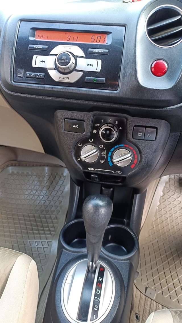 Second-hand 2014 Honda Amaze VX AT i-Vtech for sale in Coimbatore-8