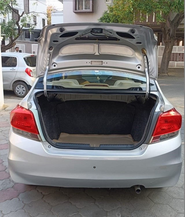 Second-hand 2014 Honda Amaze VX AT i-Vtech for sale in Coimbatore-14