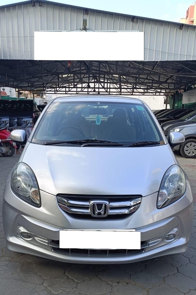Second-hand 2014 Honda Amaze VX AT i-Vtech for sale in Coimbatore-3