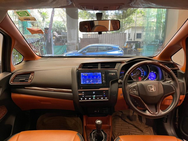 Honda BR-V i-VTEC VX MT Second-hand 2018 Honda BR-V i-VTEC VX MT for sale in Mumbai-17