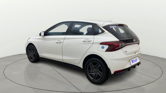 Second-hand 2021 Hyundai i20 Sportz IVT DT for sale in Hyderabad-4