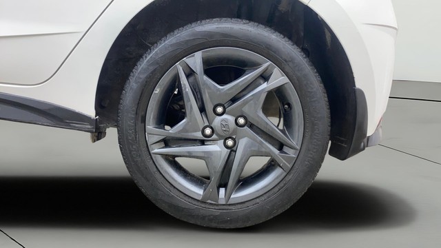 Second-hand 2021 Hyundai i20 Sportz IVT DT for sale in Hyderabad-26