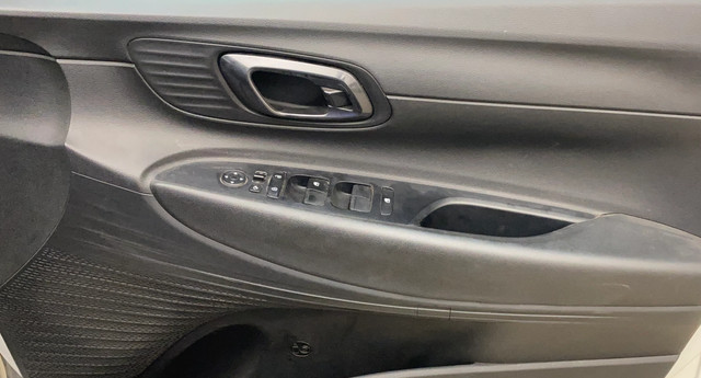 Second-hand 2021 Hyundai i20 Sportz IVT DT for sale in Hyderabad-17