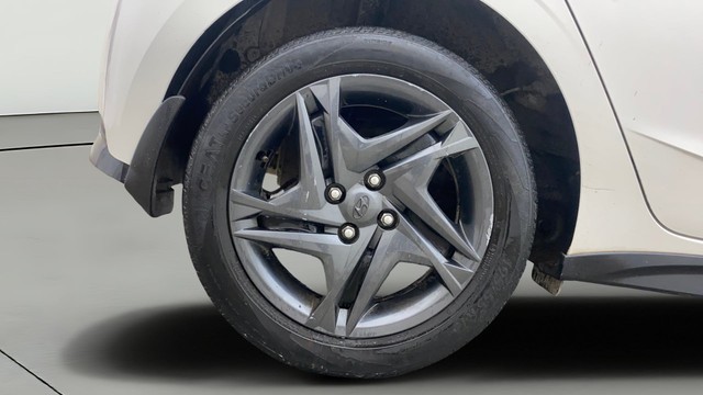 Second-hand 2021 Hyundai i20 Sportz IVT DT for sale in Hyderabad-24