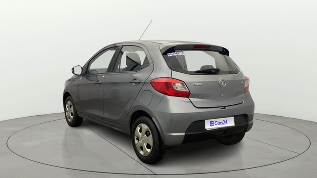 Second-hand 2018 Tata Tiago 1.2 Revotron XZ for sale in Lucknow-15