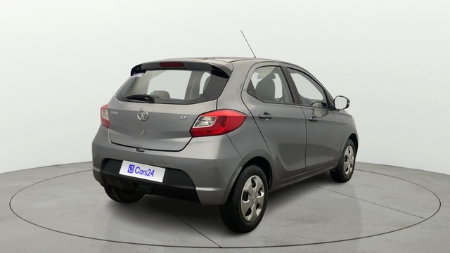 Second-hand 2018 Tata Tiago 1.2 Revotron XZ for sale in Lucknow-13