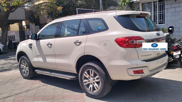 Second-hand 2016 Ford Endeavour 3.2 Titanium AT 4X4 for sale in Coimbatore-19