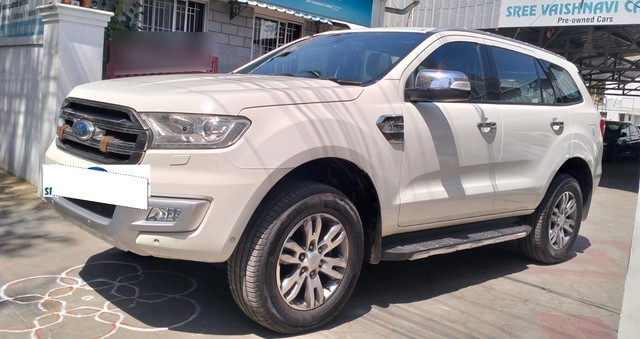 Second-hand 2016 Ford Endeavour 3.2 Titanium AT 4X4 for sale in Coimbatore-16