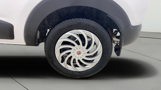 Second-hand 2021 Renault Triber RXZ EASY-R AMT BSVI for sale in Ahmedabad-29