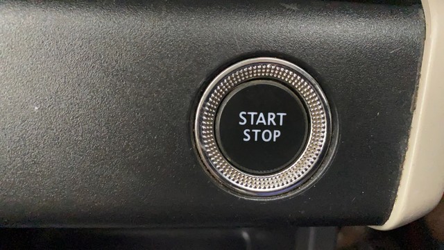 Second-hand 2021 Renault Triber RXZ EASY-R AMT BSVI for sale in Ahmedabad-10