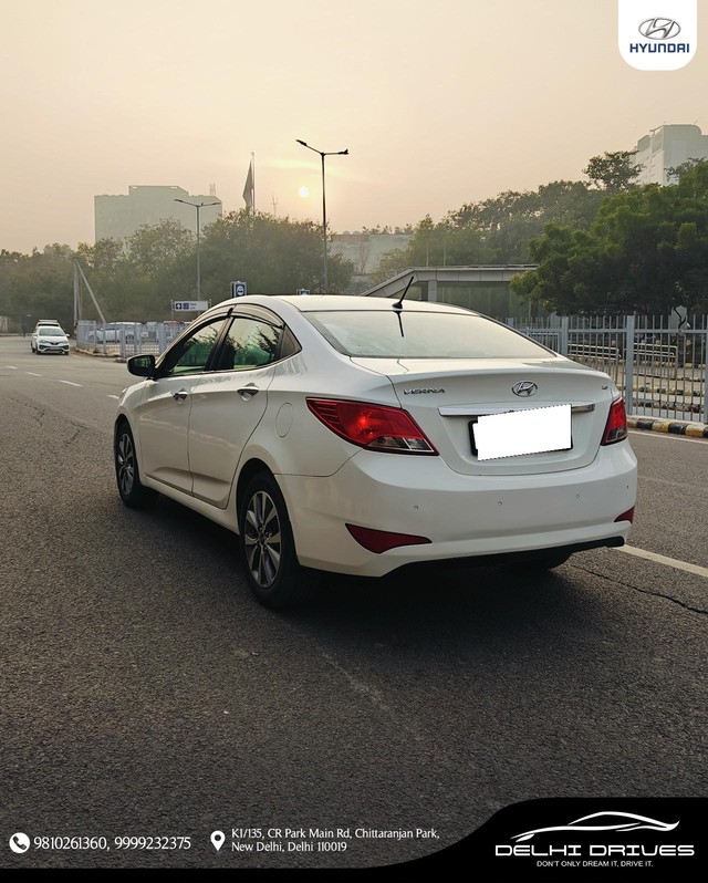 Second-hand 2015 Hyundai Verna 1.6 SX VTVT (O) for sale in New Delhi-2
