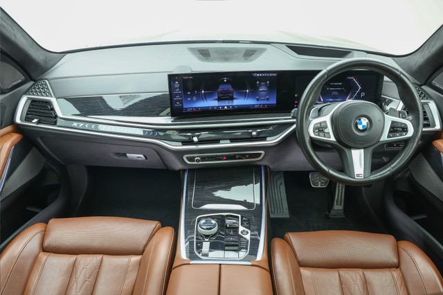 Second-hand 2024 BMW X7 xDrive40i M Sport for sale in Gurgaon-12