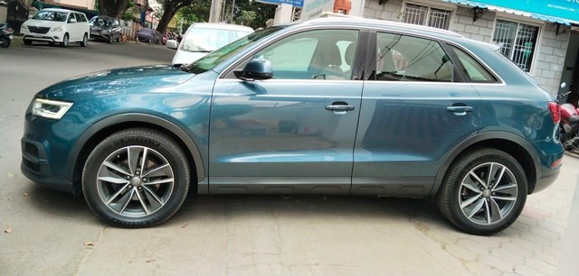 Second-hand 2018 Audi Q3 35 TDI Quattro Premium Plus for sale in Coimbatore-11