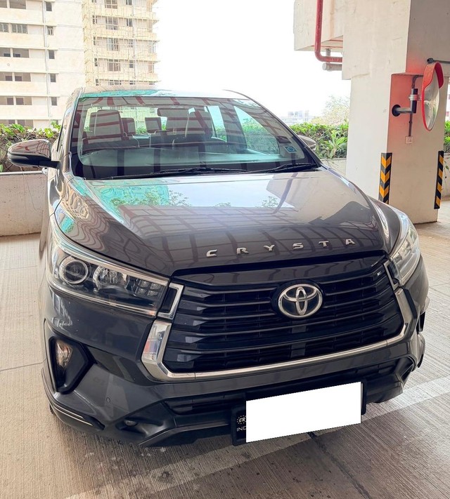 Second-hand 2021 Toyota Innova Crysta 2.4 ZX 7 STR for sale in Mumbai-3