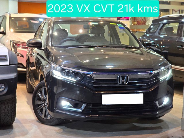 Second-hand 2023 Honda Amaze 2nd Gen VX CVT for sale in Kolkata-0