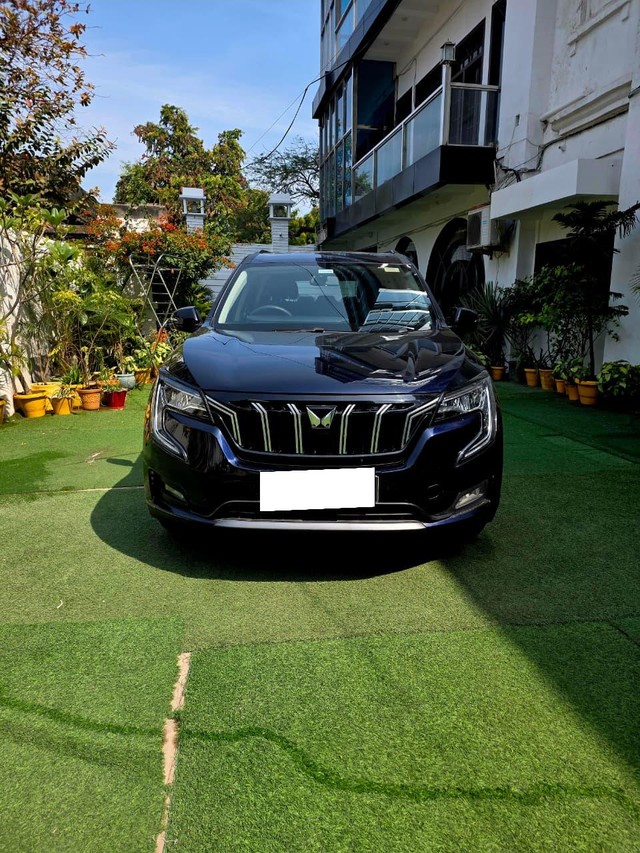 Second-hand 2024 Mahindra XUV700 AX5 5Str Diesel for sale in Lucknow-3