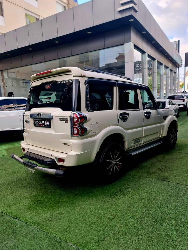 Second-hand 2021 Mahindra Scorpio S5 for sale in Lucknow-7