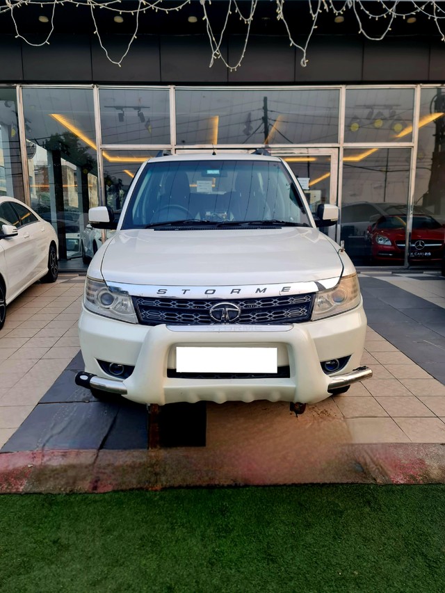 Second-hand 2016 Toyota Innova 2.5 G (Diesel) 7 Seater BS IV for sale in Lucknow-4