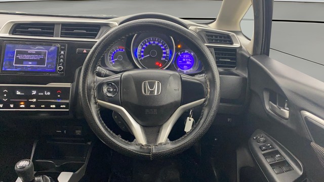 Second-hand 2017 Honda WR-V i-VTEC VX for sale in Ahmedabad-12