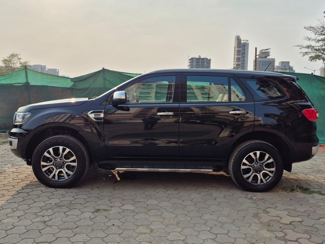 Second-hand 2021 Ford Endeavour Titanium Plus 4X4 AT for sale in Mumbai-3
