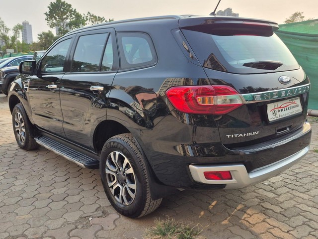 Second-hand 2021 Ford Endeavour Titanium Plus 4X4 AT for sale in Mumbai-17