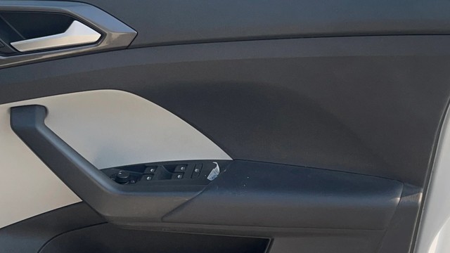 Second-hand 2022 Volkswagen Taigun 1.0 TSI Topline AT BSVI for sale in Coimbatore-17