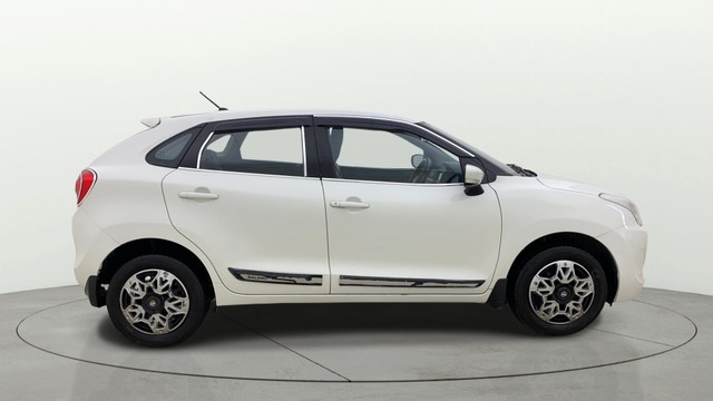 Second-hand 2017 Maruti Baleno 1.2 Delta for sale in Ahmedabad-12