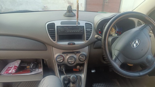 Second-hand 2012 Hyundai i10 Magna for sale in Jaipur-4