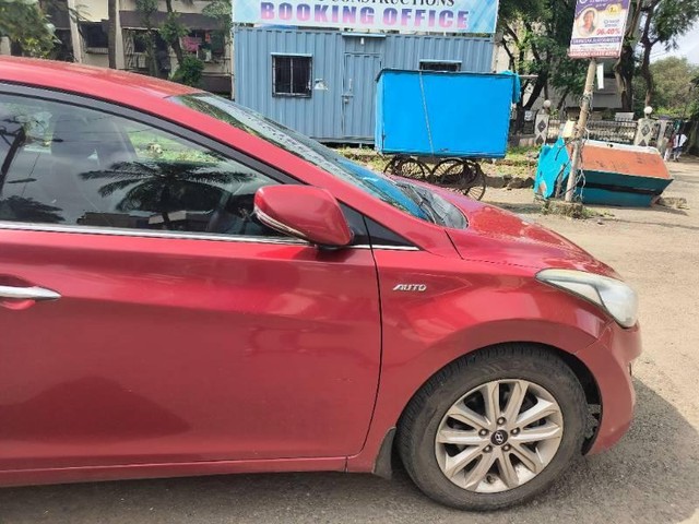 Second-hand 2016 Hyundai Elantra 1.6 SX Option AT for sale in Vasai-1