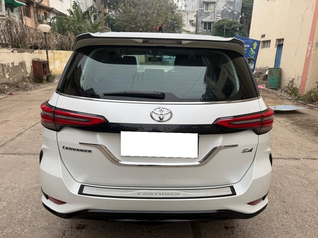 Second-hand 2024 Toyota Fortuner Legender 4x4 AT for sale in New Delhi-2