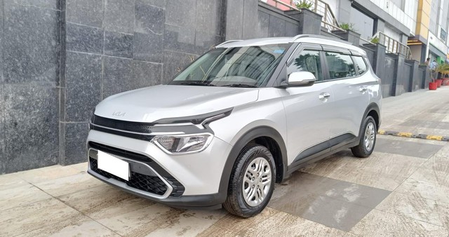 Kia Carens Prestige BSVI Second-hand 2023 Kia Carens Prestige BSVI for sale in New Delhi-4