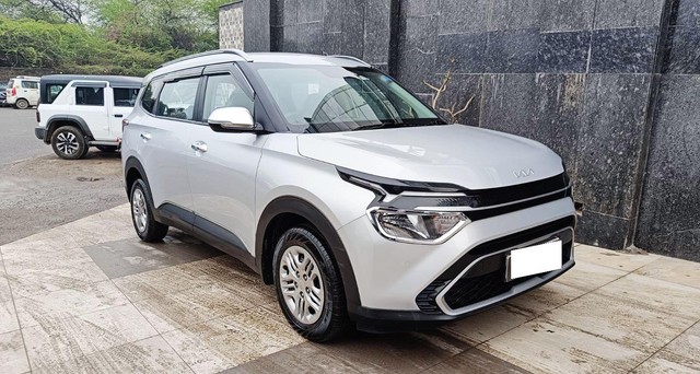 Kia Carens Prestige BSVI Second-hand 2023 Kia Carens Prestige BSVI for sale in New Delhi-0