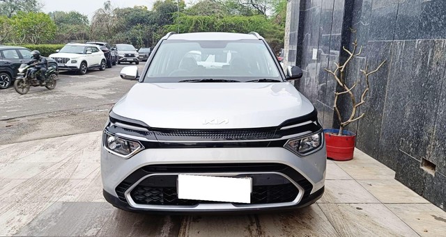 Kia Carens Prestige BSVI Second-hand 2023 Kia Carens Prestige BSVI for sale in New Delhi-5