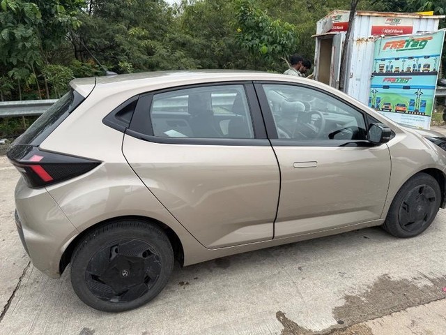 Second-hand 2025 Tata Altroz Pure Diesel for sale in Guntur-4