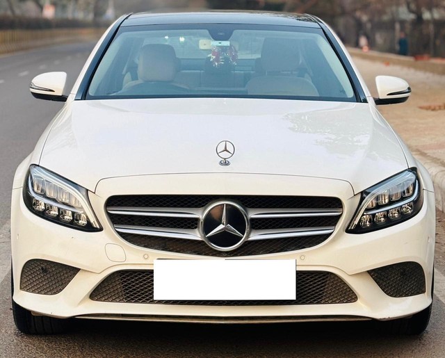 Second-hand 2019 Mercedes-Benz C-Class Progressive C 200 for sale in New Delhi-3