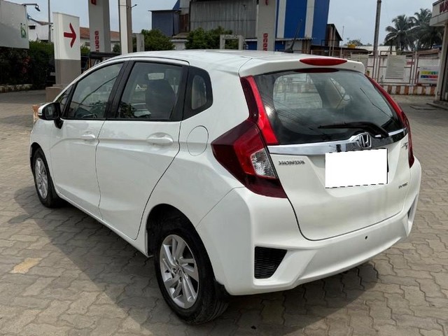 Second-hand 2018 Honda Jazz V CVT for sale in Mysore-6