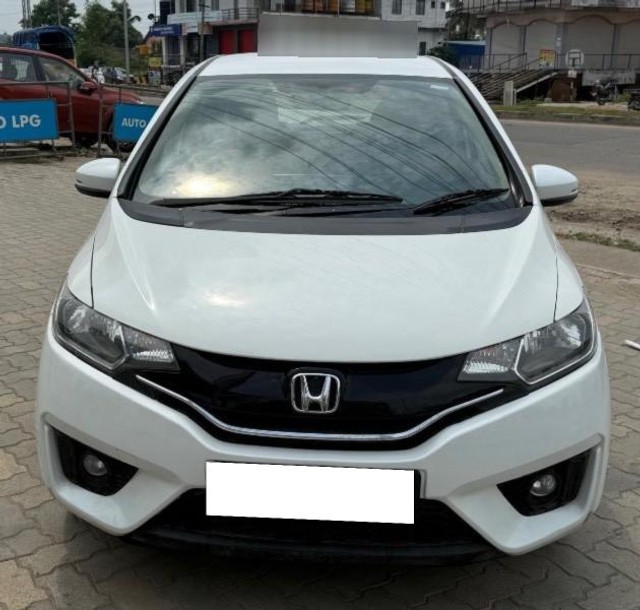 Second-hand 2018 Honda Jazz V CVT for sale in Mysore-4
