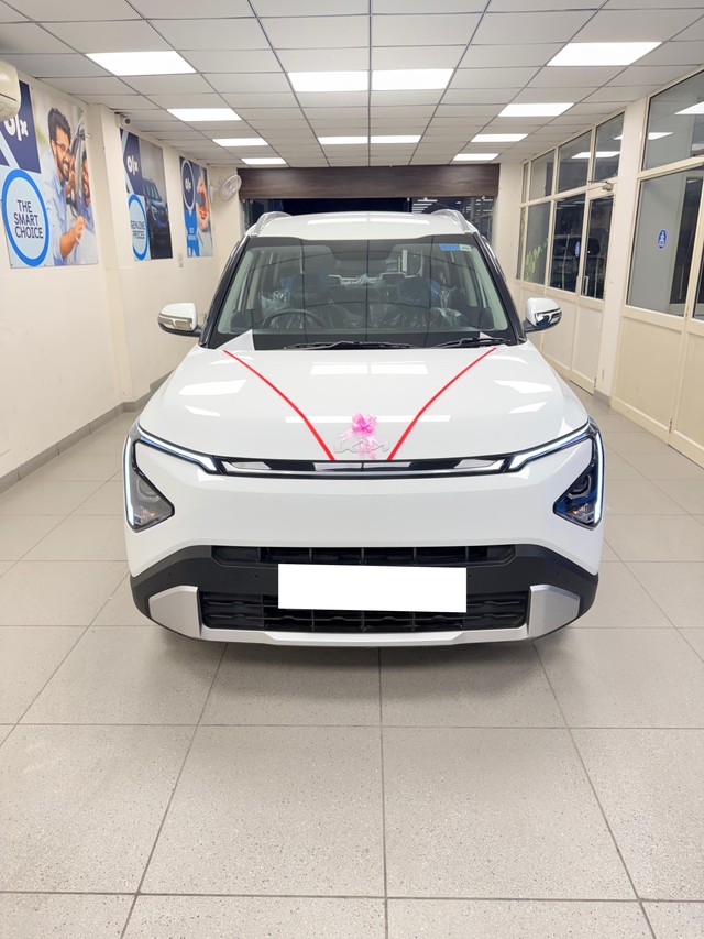 Second-hand 2025 Kia Carens Clavis HTK for sale in Amritsar-3