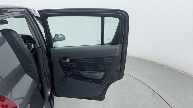 Second-hand 2015 Maruti Suzuki Alto 800 LXi for sale in Pune-25