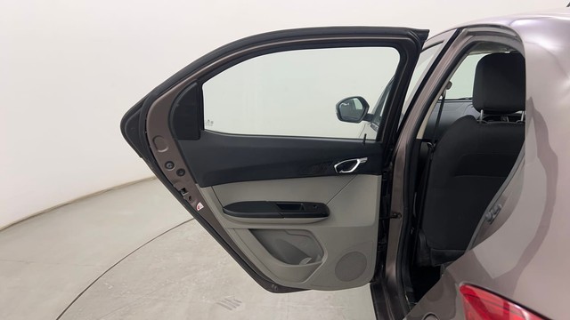 Second-hand 2018 Tata Tiago 1.2 Revotron XZ for sale in Pune-23