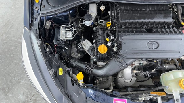 Second-hand 2022 Tata Tigor XZ Plus CNG BSVI for sale in Pune-35