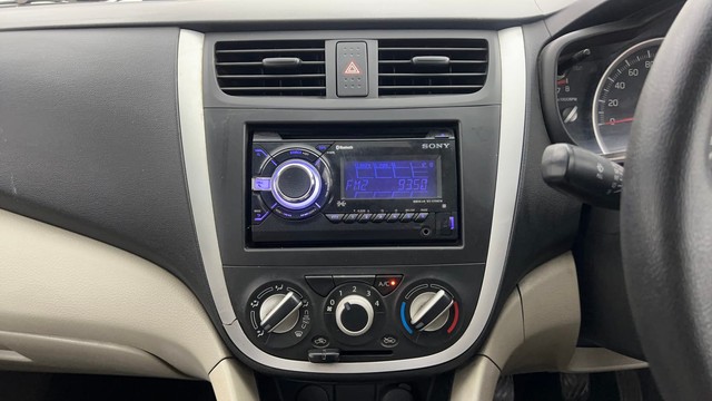 Second-hand 2014 Maruti Celerio VXI CNG for sale in Pune-32