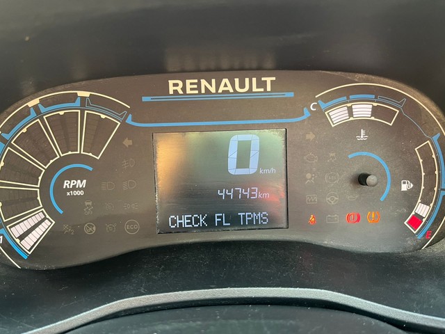 Renault KWID 1.0 RXT BSVI Second-hand 2023 Renault KWID 1.0 RXT BSVI for sale in Noida-5