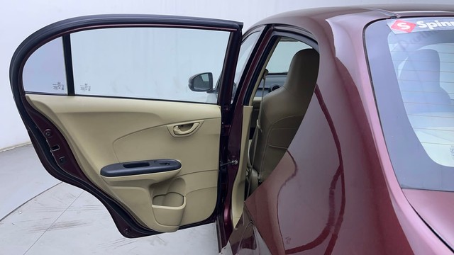 Second-hand 2016 Honda Amaze V for sale in Hyderabad-28