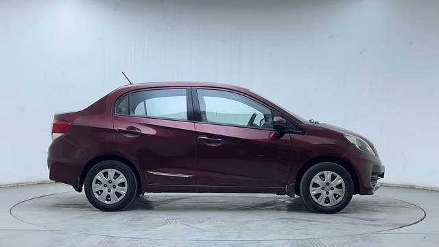 Second-hand 2016 Honda Amaze V for sale in Hyderabad-2