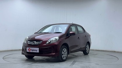 Second-hand 2016 Honda Amaze V for sale in Hyderabad