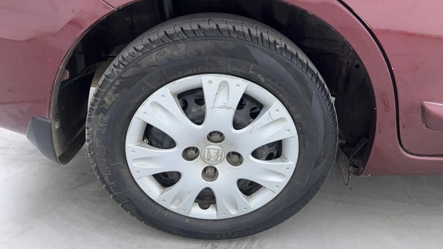 Second-hand 2016 Honda Amaze V for sale in Hyderabad-18